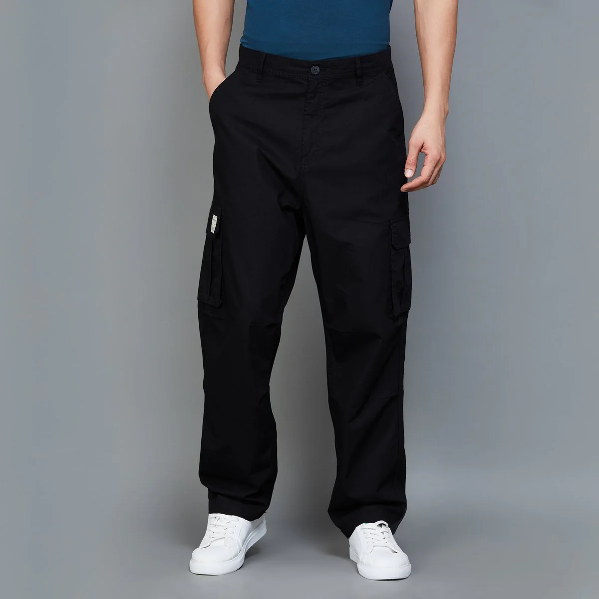 SmileyWorld Men Solid Regular Fit Casual Trousers