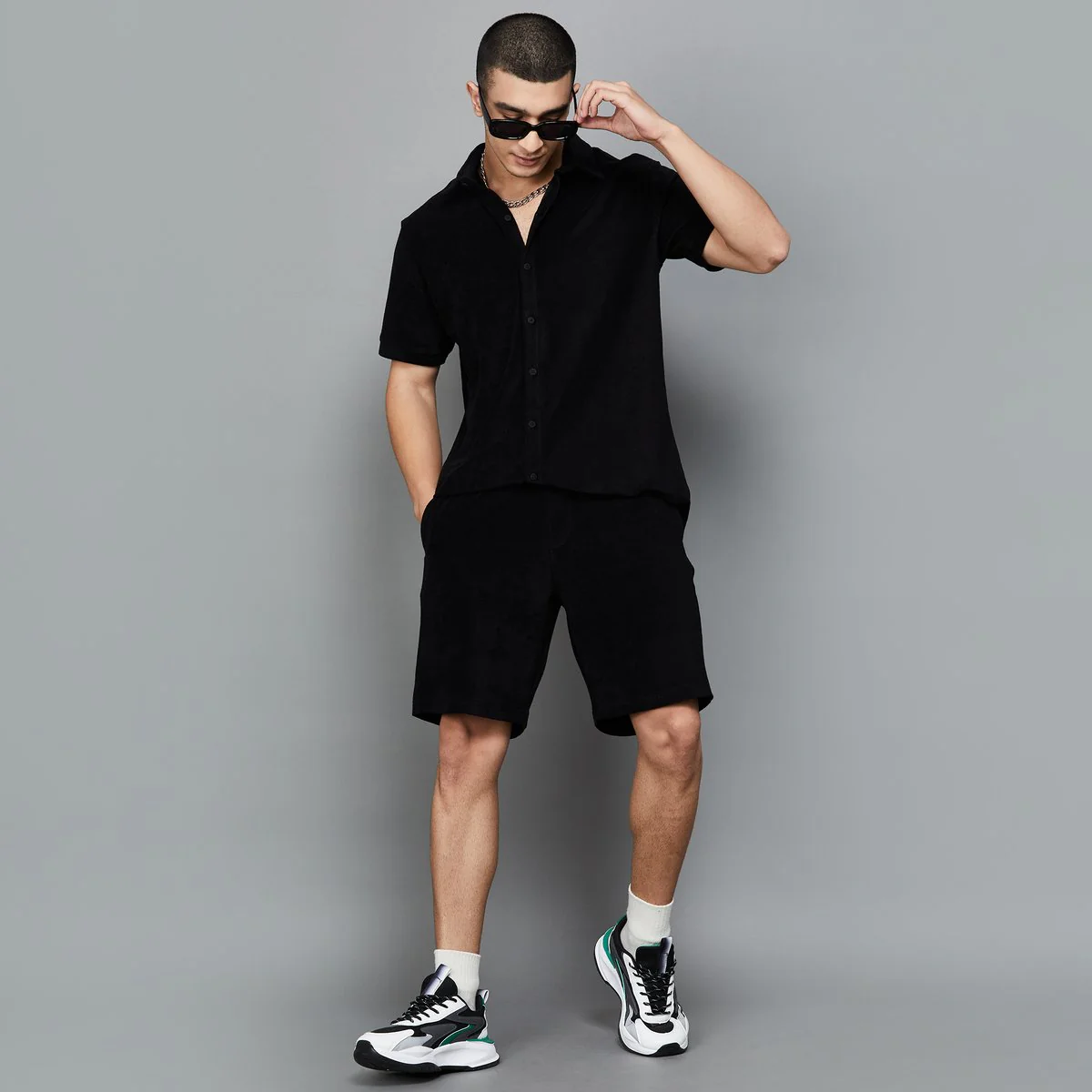 SmileyWorld Men Solid Regular Fit Shirt - Image 2
