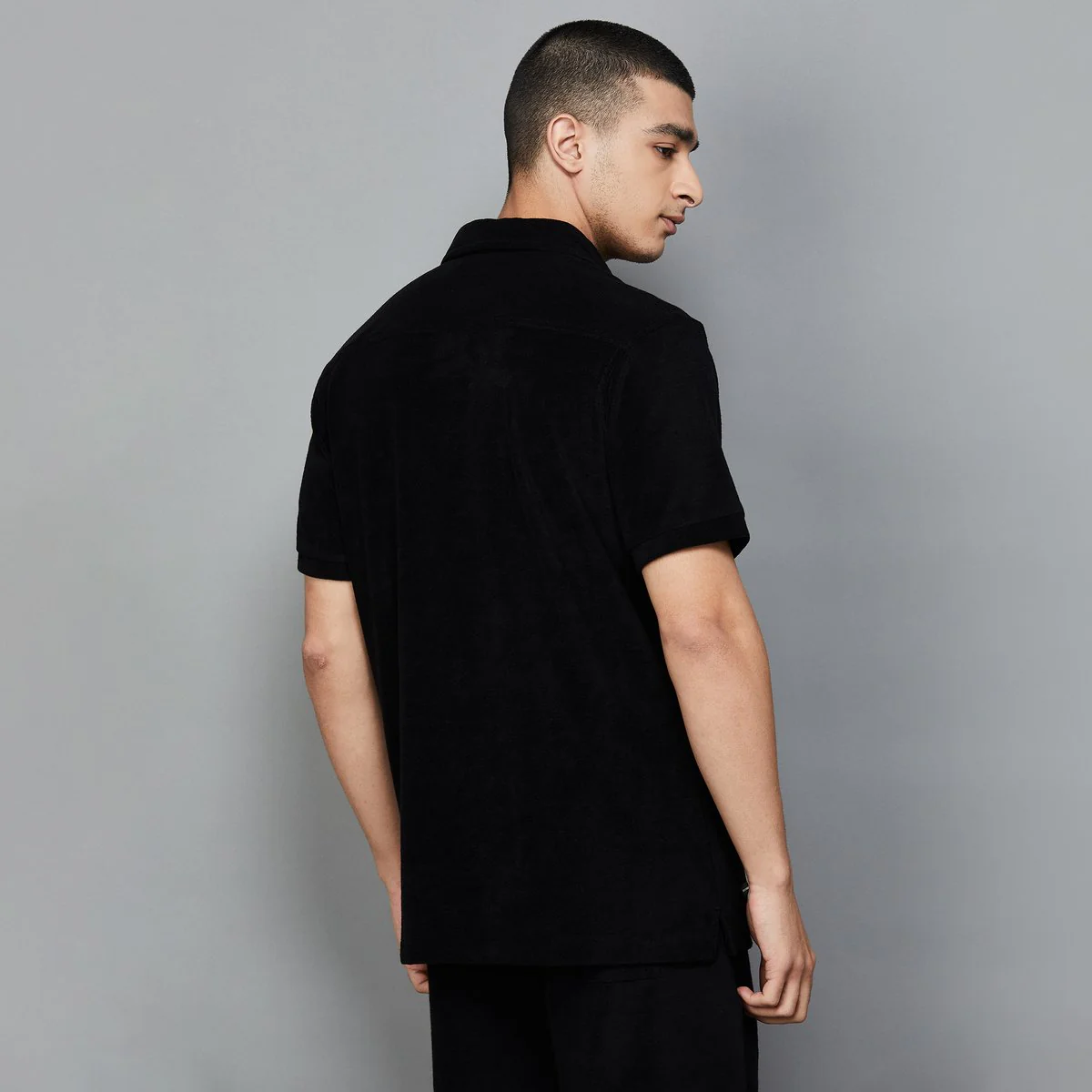 SmileyWorld Men Solid Regular Fit Shirt - Image 5