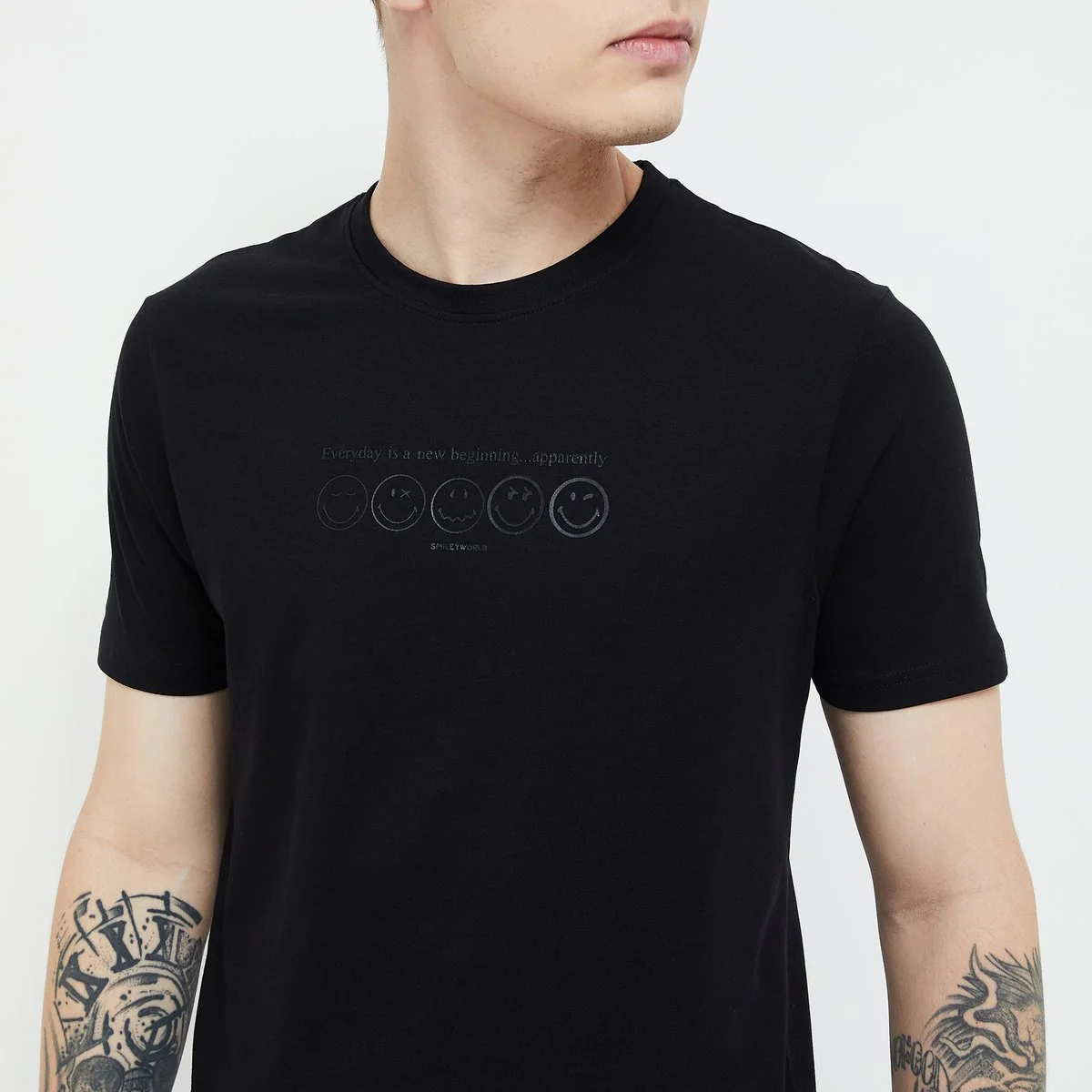 SmileyWorld Men Solid Regular Fit T-Shirt - Image 2
