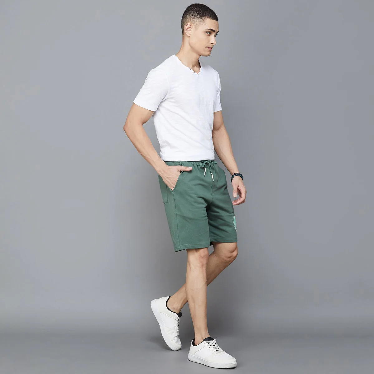 SmileyWorld Men Solid Shorts - Image 2