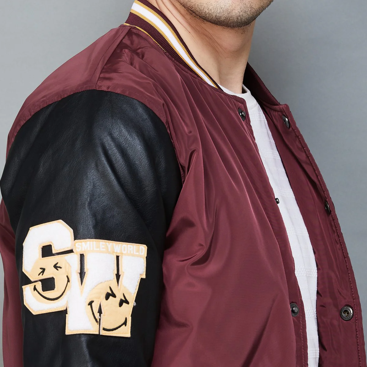 SmileyWorld Men Solid Zipped Casual Jacket - Image 6