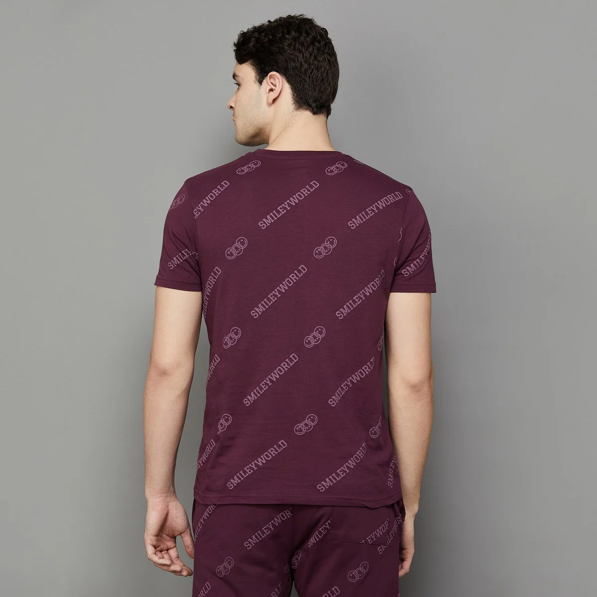 SmileyWorld Men Typographic Print Regular Fit T-Shirt - Image 2