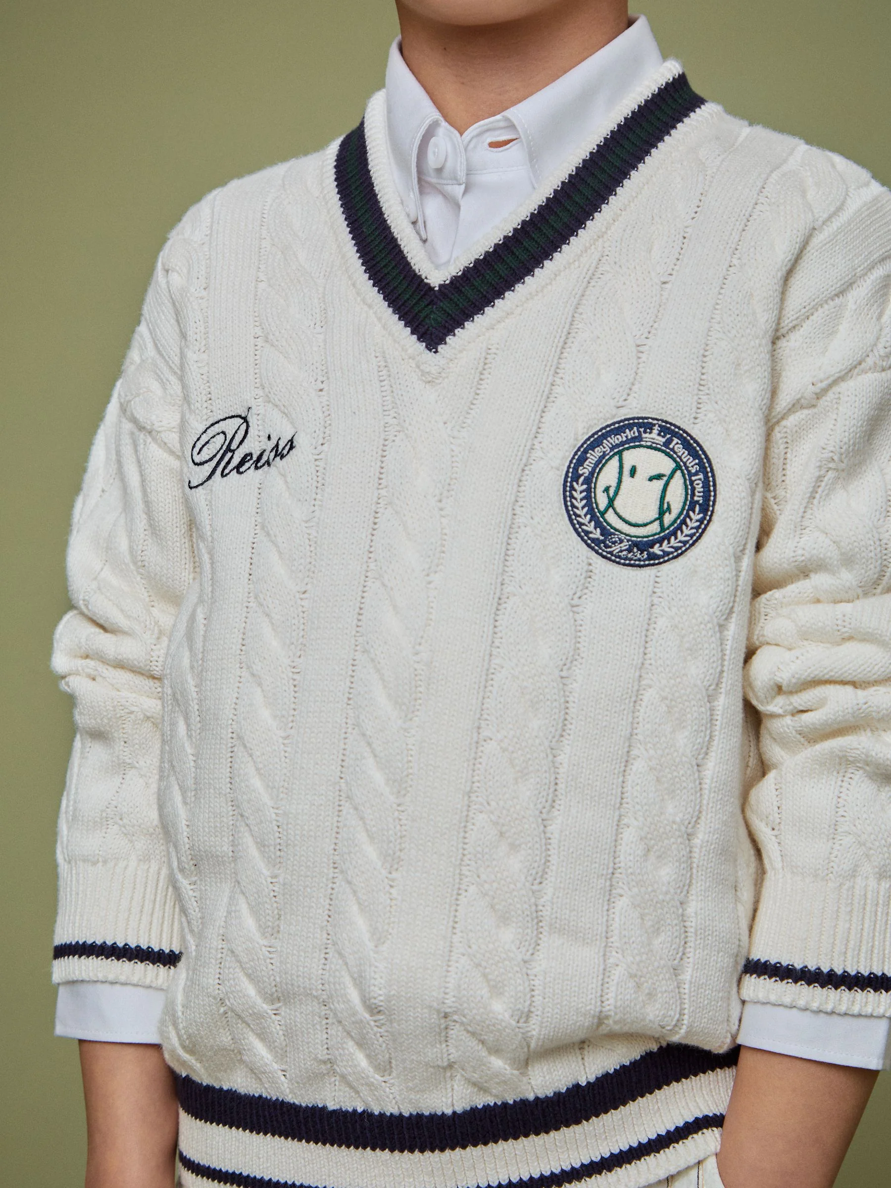 SmileyWorld | Reiss Cable-Knit Jumper Unisex Fit in Off White - Image 3
