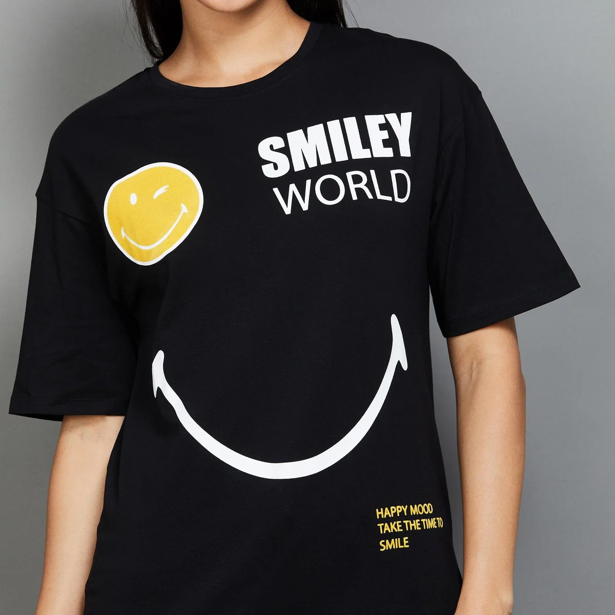 SmileyWorld Women Graphic Print T-Shirt - Image 4