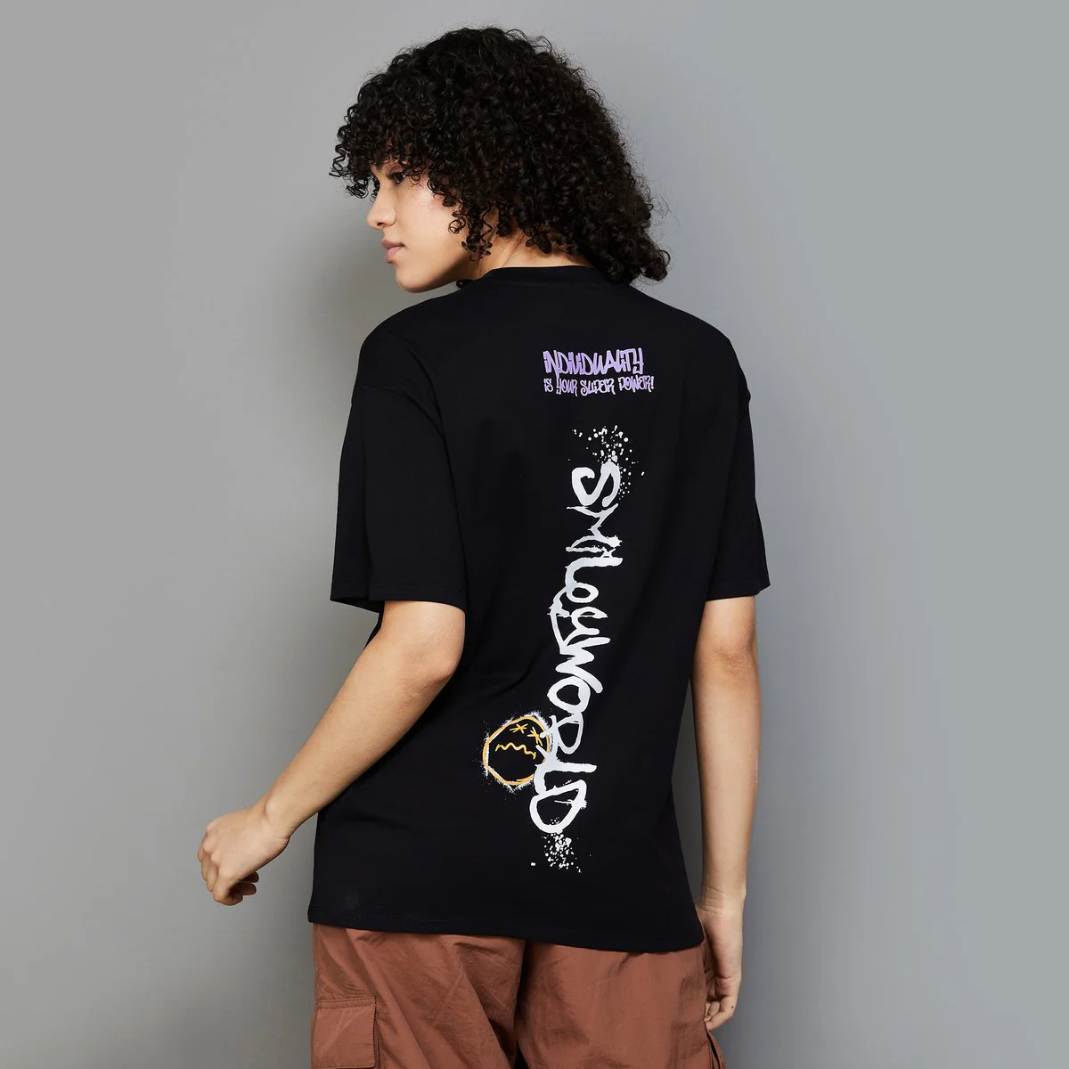 SmileyWorld Women Oversized Graphic Printed T-Shirt - Image 5