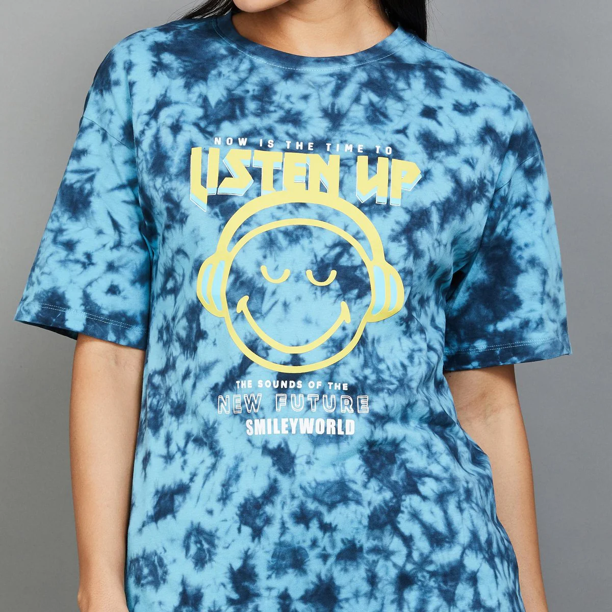 SmileyWorld Women Tie & Dye T-Shirt - Image 4